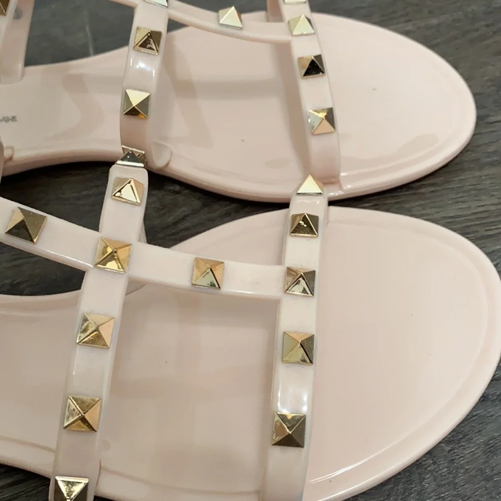 Gold stud sandals - Picture 7 of 7